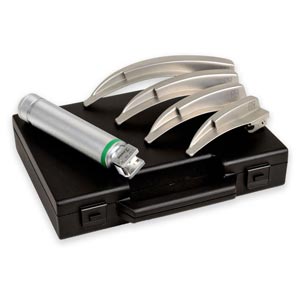 laryngoscope Maxlite F.O. 2,5 V adulte avec 4 lames Mc-Intosh 1-2-3-4