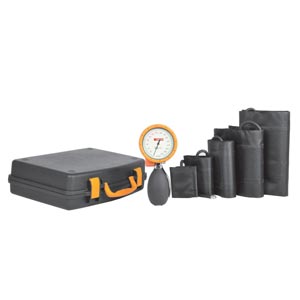 Sfigmomanometro aneroide con kit emergenza da 5 bracciali