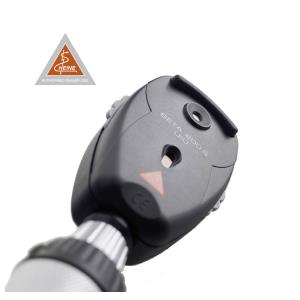 Heine Beta 200S LED com cabo recarregável USB, cabo e adaptador