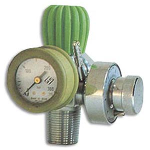 Integrated reducer with valve for 5/7 litres cylinders UNI